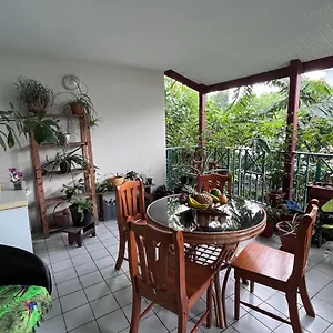A 5mn De L'aeroport Homestay Les Abymes